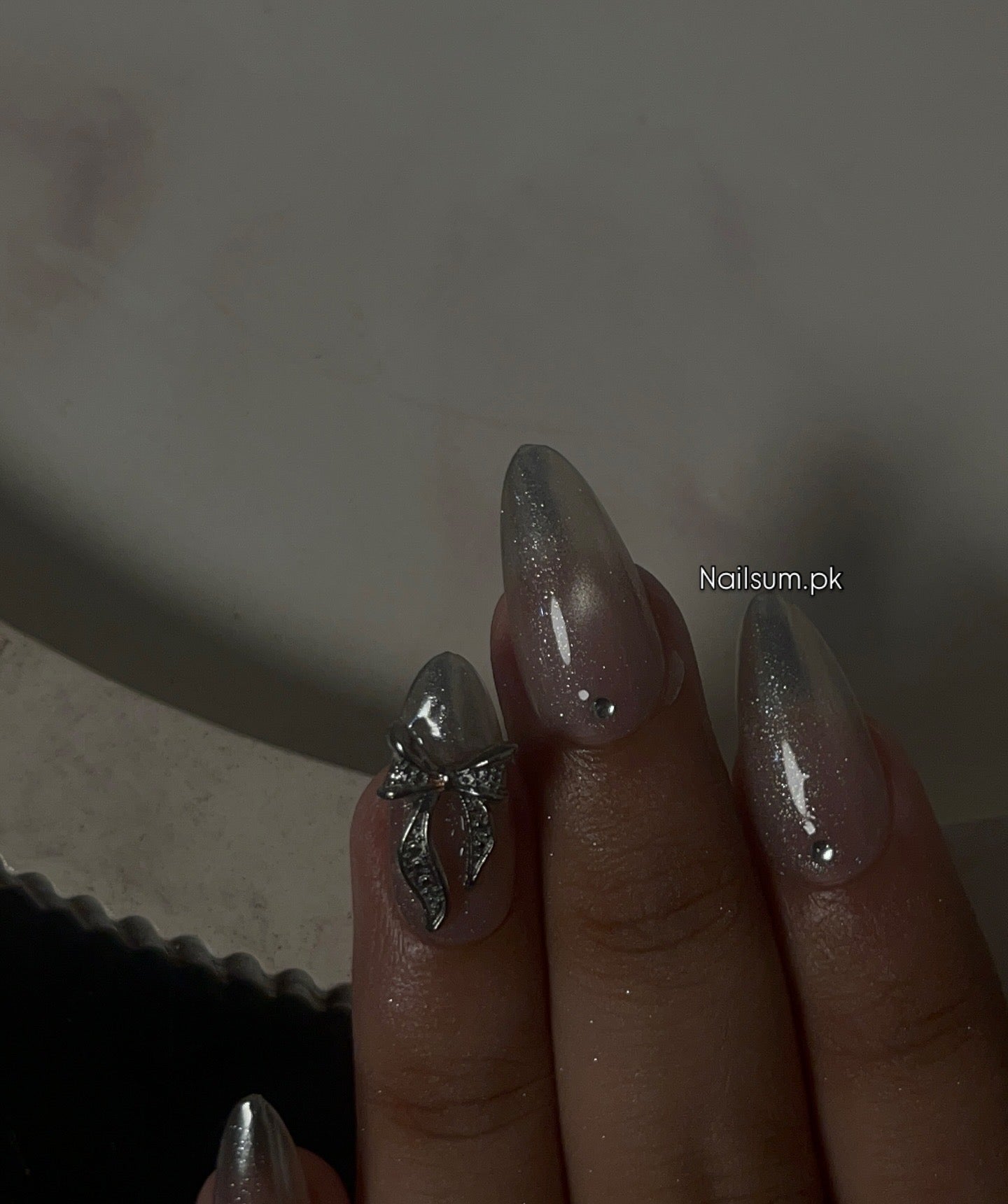SILVER TIPS CATEYE